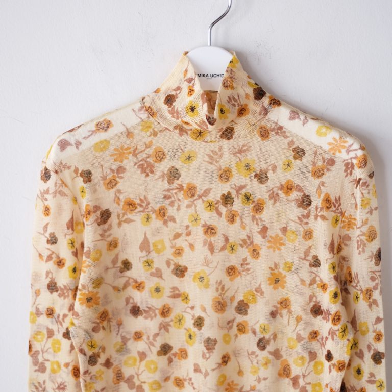 fumikauchida-flowerprintedtullehighnecktop